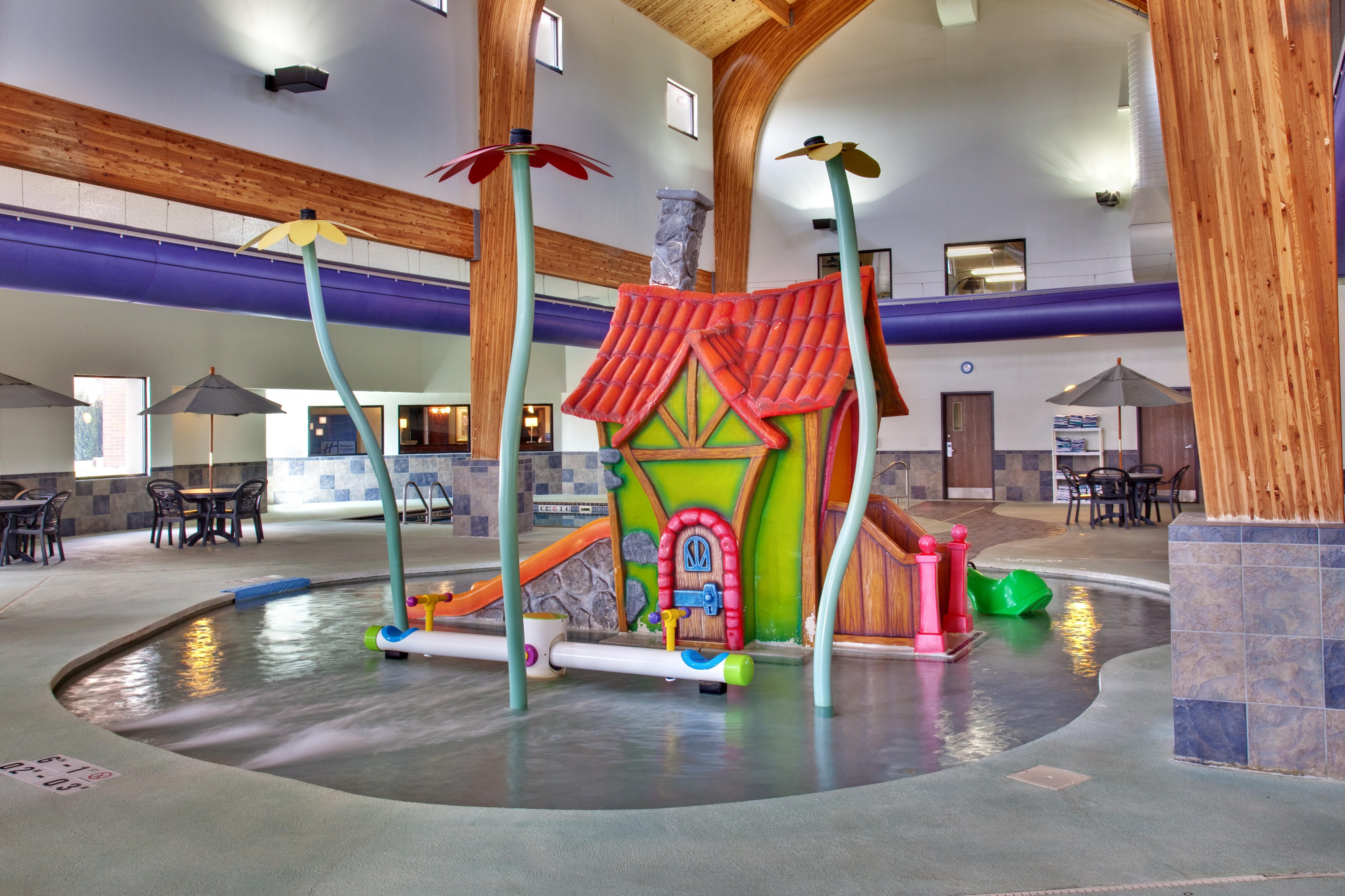 Best Western Watertown Inn & Suites Buitenkant foto