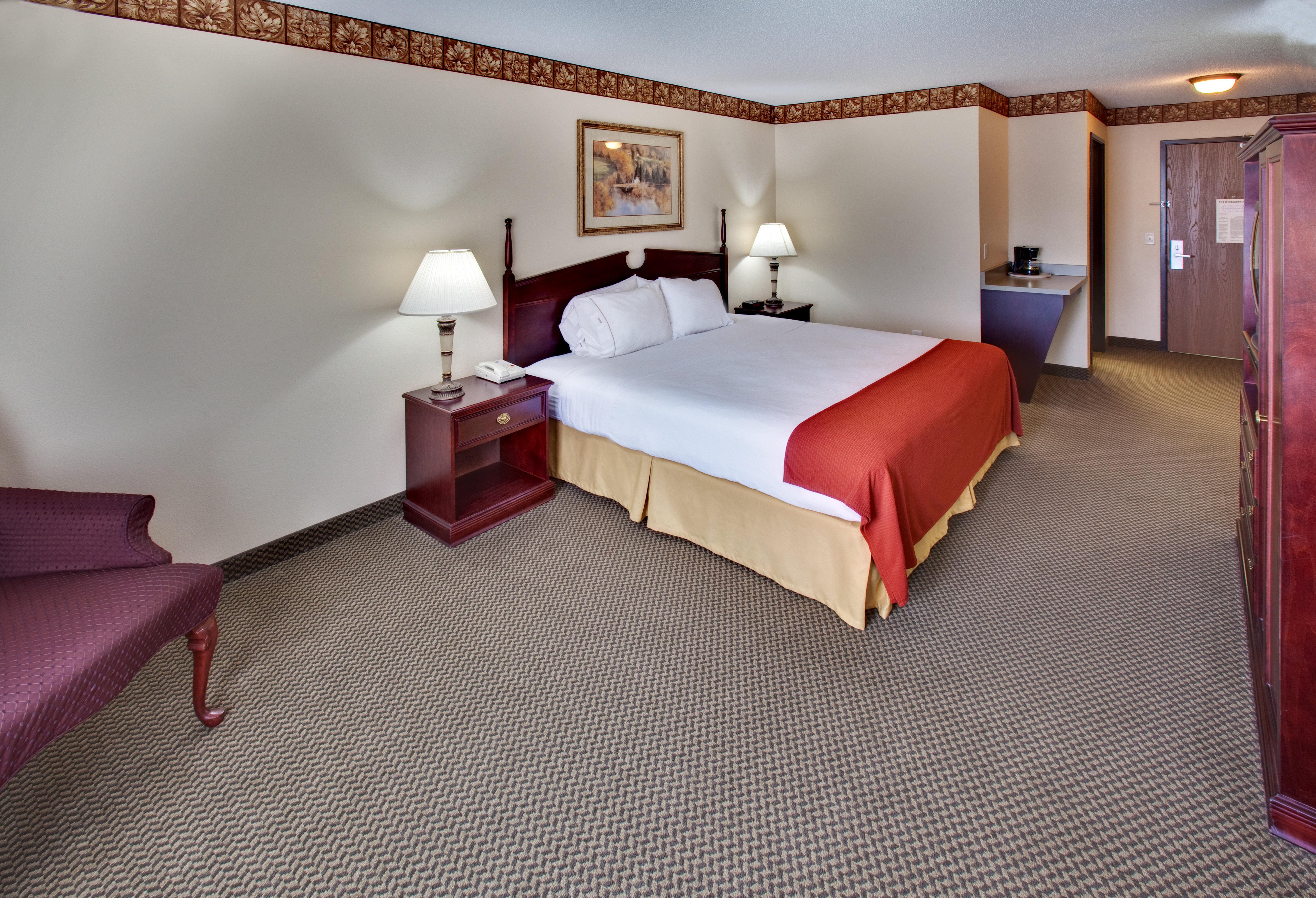 Best Western Watertown Inn & Suites Buitenkant foto